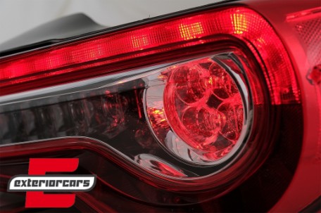 Full LED stražnja svjetla SEQ žmigavci (crvena) / Toyota GT86 (2012-2021), LDTO53