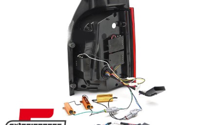 Full LED stražnja svjetla SEQ žmigavci (crvena) / VW T5 T5.1 (2003-2015), LDVWW8
