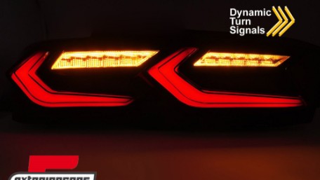 Full LED stražnja svjetla SEQ žmigavci (crvena/crna) / Chevrolet Camaro (2019-2024), LDCT09