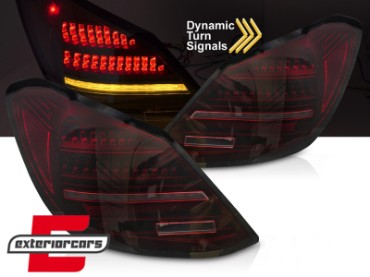 Full LED stražnja svjetla SEQ žmigavci (crvena/crna) / Mercedes C klasa W205 limuzina (2014-2021), LDMEG7