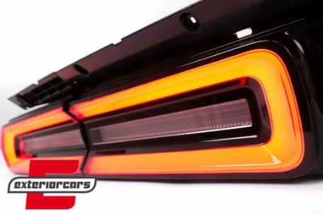 Full LED stražnja svjetla SEQ žmigavci (crvena/kristal) / Dodge Challenger (2008-2014), TLDOGCHA3