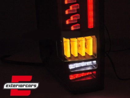Full LED stražnja svjetla SEQ žmigavci (crvena/kristal) / MAN TGE VW Crafter II (2017-), LDVWU1