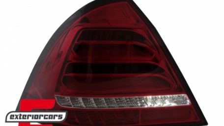 Full LED stražnja svjetla SEQ žmigavci (crvena/kristal) / Mercedes C-klasa W203 (2000-2004) limuzina, LDMED4