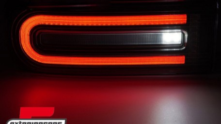 Full LED stražnja svjetla SEQ žmigavci (crvena/kristal) / Mercedes G-klasa W463 (2018-2024) W465 (2024-), LDMEG6