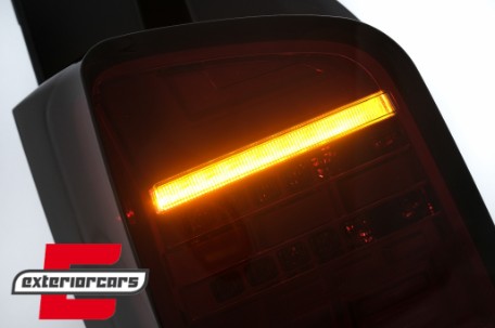 Full LED stražnja svjetla SEQ žmigavci (crvena/smoke) / Volkswagen T5.1 (2010-2015), LDVWO7