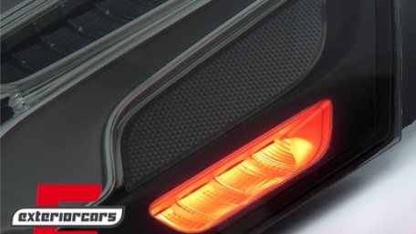 Full LED stražnja svjetla SEQ žmigavci Facelift dizajn (smoke) / Mercedes A-klasa W176 (2013-08.2015), TLMBW176FS