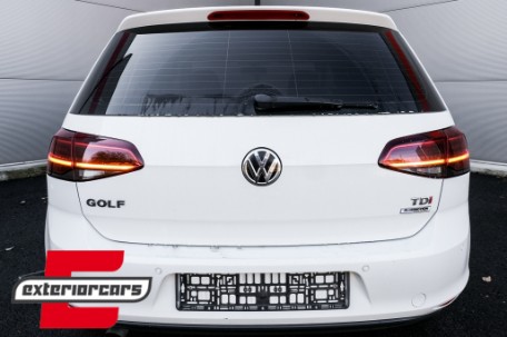 Full LED stražnja svjetla SEQ žmigavci Facelift G7.5 look (crvena) / VW Golf 7 & 7.5 VII (2012-2019), LDVWV0