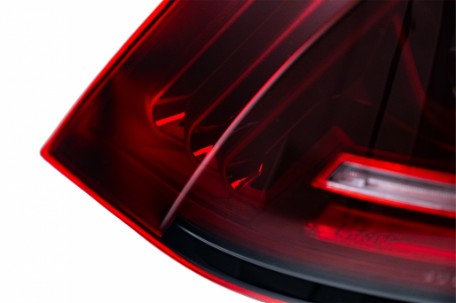 Full LED stražnja svjetla SEQ žmigavci LASER look (crvena) / VW Golf 7 & 7.5 VII (2012-2019), LDVWW6