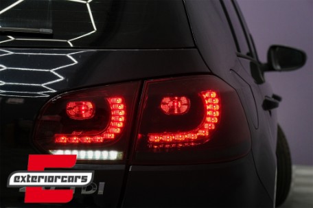 Full LED stražnja svjetla SEQ žmigavci R20 dizajn (crvena/smoke) / VW Golf 6 VI (2008-2013), LDVWU5
