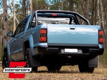 Full LED stražnja svjetla SEQ žmigavci (smoke) / VW Amarok (2010-2020), LDVWU4