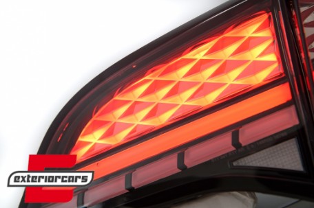 Full LED stražnja svjetla SEQ žmigavci / Tesla Model 3 (2017-2023) Model Y (2020-2023), LDTE16