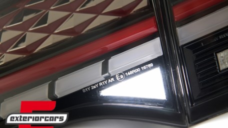 Full LED stražnja svjetla SEQ žmigavci / Tesla Model 3 (2017-2023) Model Y (2020-2023), LDTE16