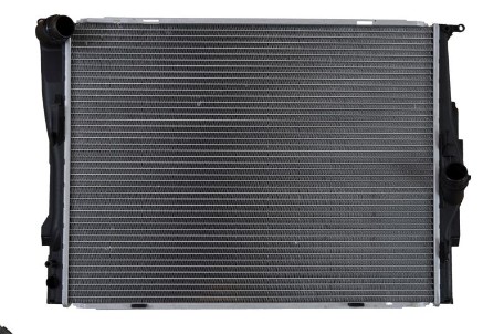 Hladnjak motora / BMW serije 1 E81/E87 E82/E88 + serije 3 E92/E93 E90/E91 + X1 E84 + Z4 E89 (2003-2016), 703-0004