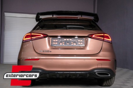 Krovni spojler A45 AMG dizajn (piano crna) / Mercedes A-klasa W177 Hatchback SE (2018-), GCP-1778501