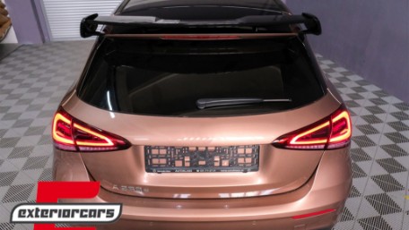 Krovni spojler A45 AMG dizajn (piano crna) / Mercedes A-klasa W177 Hatchback SE (2018-), GCP-1778501