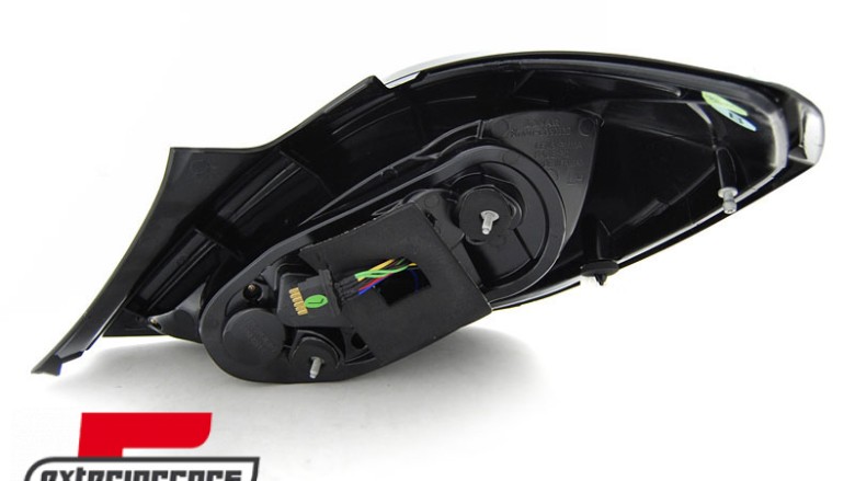 LED LightBar stražnja svjetla (crvena/kristal) / Opel Corsa D (2006-2014) hatchback 3V, LDOP56