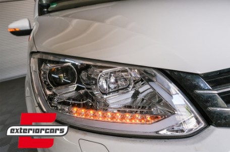 LED prednja svjetla TubeLight SEQ žmigavci (chrome) / Volkswagen Touran (08.2010-2015), LPVWS3