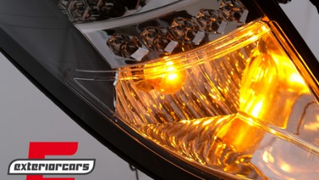 LED stražnja svjetla (crna) / Ford Focus Mk1 Hatchback (1998-2004), LDFO05