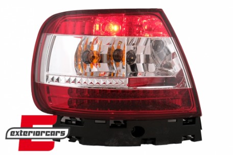 LED stražnja svjetla (crvena/kristal) / Audi A4 B5 (1994-09.2000) limuzina, LDAU25