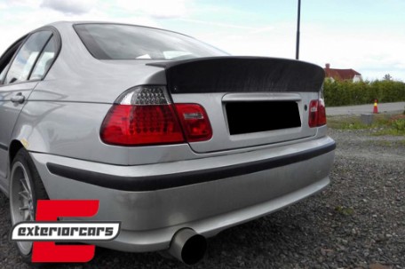LED stražnja svjetla (crvena/kristal) / BMW serije 3 E46 limuzina (09.2001-2005), LDBM78