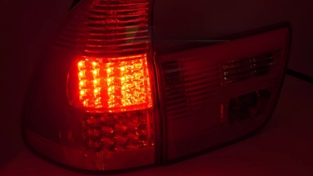 LED stražnja svjetla (crvena/kristal) / BMW X5 E53 (1999-2003), LDBMM8
