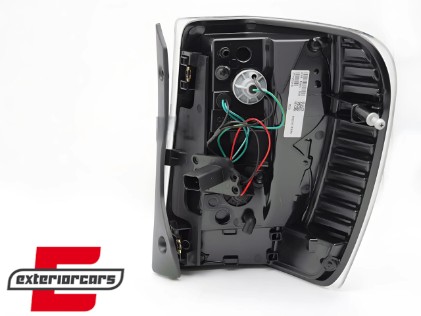 LED stražnja svjetla (crvena/kristal) / Jeep Grand Cherokee (1999-05.2005), LDCH40