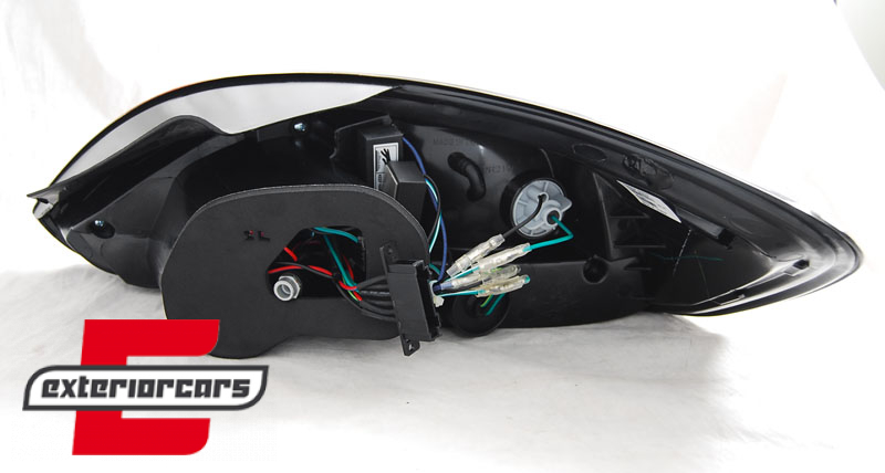 LED stražnja svjetla (crvena/kristal) / Volkswagen Scirocco III (2008-04.2014), LDVWC3