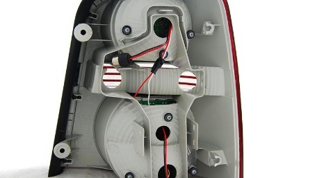 LED stražnja svjetla (crvena/kristal) / Volkswagen Touran (02.2003-2010), LDVW46