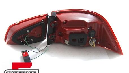 LED stražnja svjetla (crvena/kristal) / VW Passat 3C GP karavan (2011-2015), LDVWE0