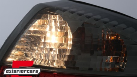 LED stražnja svjetla (crvena/smoke) / Audi A4 B6 (2000-2004) limuzina, LDAU80
