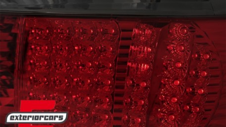 LED stražnja svjetla (crvena/smoke) / Audi A4 B6 (2000-2004) limuzina, LDAU80