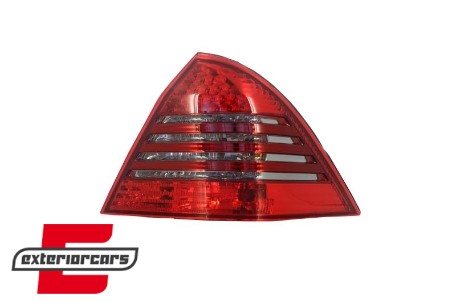 LED stražnja svjetla (crvena/smoke) / Mercedes C-klasa W203 (2000-2004) limuzina, LDME60