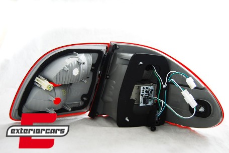 LED stražnja svjetla (crvena/smoke) / Mercedes E-klasa S211 karavan (2002-2006), LDME82