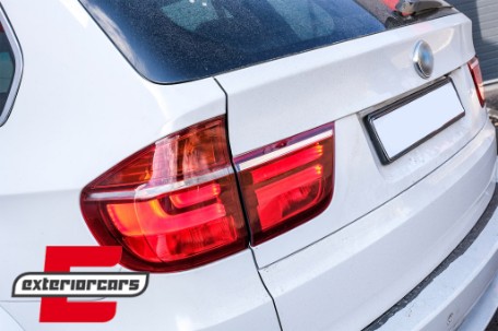 LED stražnja svjetla Facelift dizajn (crvena/kristal) / BMW X5 E70 (2007-05.2010), LDBME2