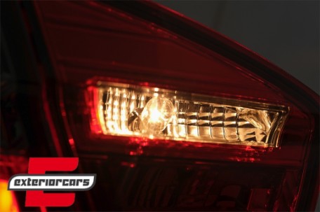 LED stražnja svjetla LCI LightBar dizajn (crvena/smoke) / BMW serije 3 E90 limuzina (2005-2008), LDBMC6