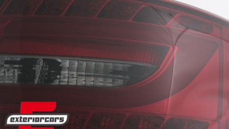 LED stražnja svjetla LedBar dizajn (crvena/smoke) / Audi A6 C6 4F limuzina (2004-07.2008), LDAUC6