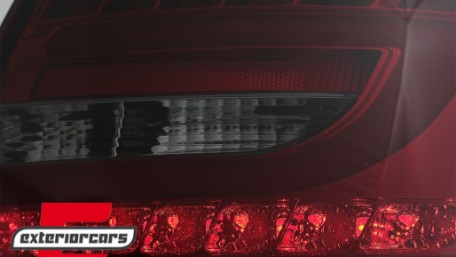 LED stražnja svjetla LedBar dizajn (crvena/smoke) / Audi A6 C6 4F limuzina (2004-07.2008), LDAUC6