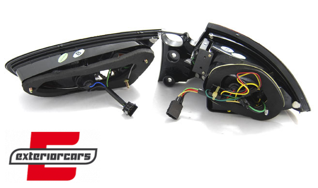 LED stražnja svjetla LightBar dizajn (crna) / Seat Leon (2009-2012), LDSE29