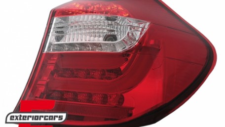LED stražnja svjetla LightBar dizajn (crvena/kristal) / BMW serije 1 E81 E87 (2004-08.2007), LDBM82
