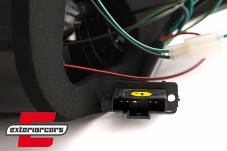 LED stražnja svjetla LightBar dizajn (crvena/kristal) / Peugeot 206 (10.1998-2009) hatchback 3V 5V, LDPE20