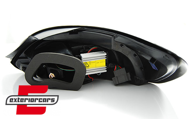 LED stražnja svjetla LightBar dizajn (crvena/kristal) / Volkswagen Scirocco III (2008-04.2014), LDVWC1