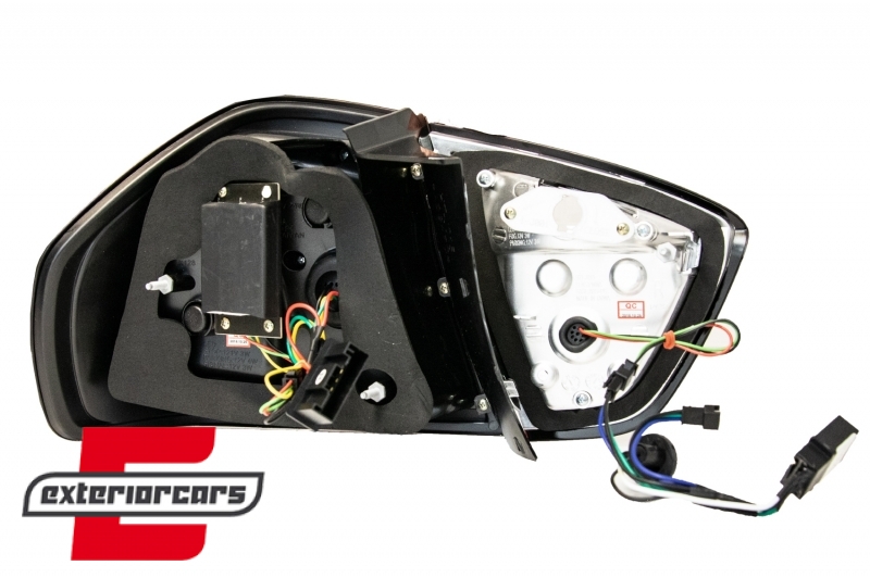 LED stražnja svjetla LightBar F30 LCI dizajn (crvena/kristal) / BMW serije 3 E90 limuzina (2005-2008), LDBMF5
