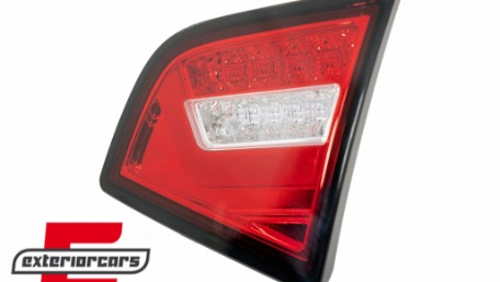 LED stražnja svjetla SEQ žmigavci Facelift dizajn (crvena/kristal) / Audi A6 4F2 C6 limuzina (2008-2011), LDAUF2