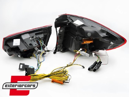 LED stražnja svjetla SEQ žmigavci LCI dizajn (crvena/kristal) / BMW serije 3 F31 karavan (2011-2019), LDBMN3