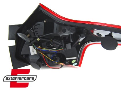 LED stražnja svjetla SEQ žmigavci (smoke) / Ford Focus 3 Hatchback (2011-10.2014), LDFO58
