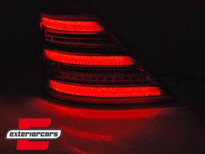 LED stražnja svjetla SEQ žmigavci W222 look (crvena/smoke) / Mercedes S-klasa W221 (2005-2009), LDMEE2