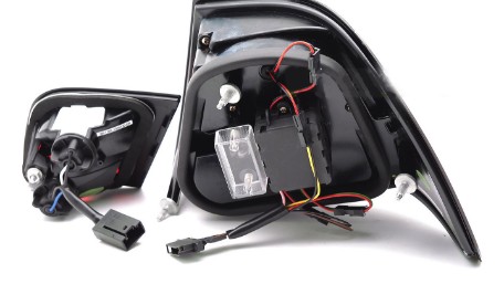 LED stražnja svjetla (smoke) / BMW serije 3 E46 Coupe (04.2003-2006), LDBMR1
