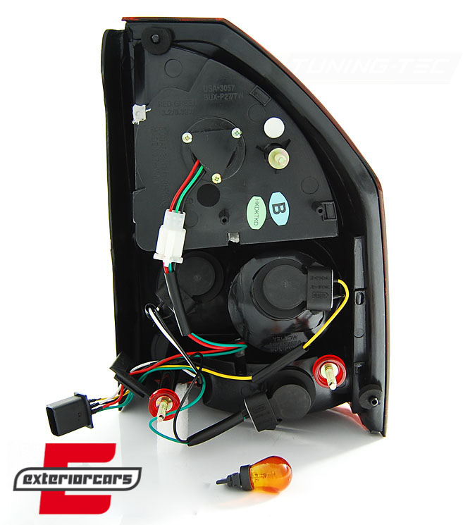 LED stražnja svjetla (smoke) / Chrysler 300C limuzina (2008-2010), LDCH14