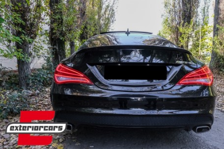 Lip bunkera AMG dizajn (piano crna) / Mercedes CLA C117 W117 (2013-2018), TSMBW117PB