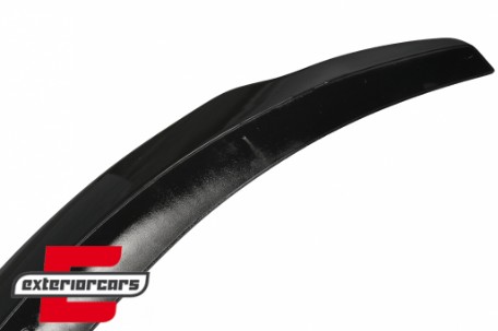 Lip bunkera Dynamic Sport dizajn (piano crna) / Mercedes C-klasa W205 (2014-2020), TSMBW205PSM